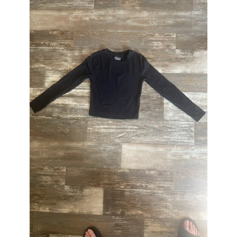 Black long sleeve shirt
